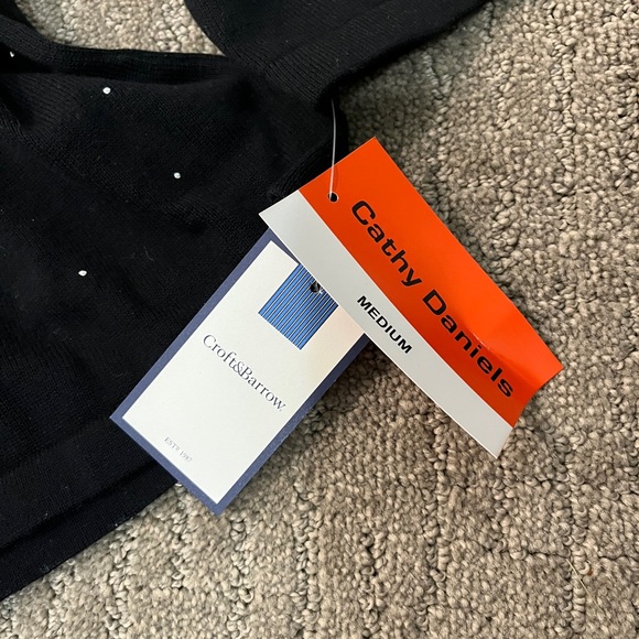 Cathy Daniels Black Top with Silver Studs - Picture 4 of 5